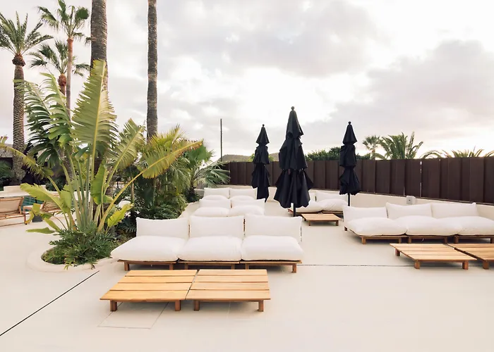 Estefania Boutique Hotel 4*