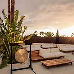 Estefania Boutique Otel 4*