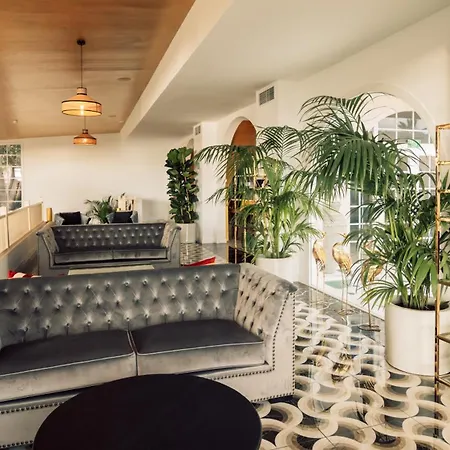 Ξενοδοχείο Estefania Boutique 4*