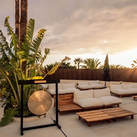 Estefania Boutique Hotel 4*