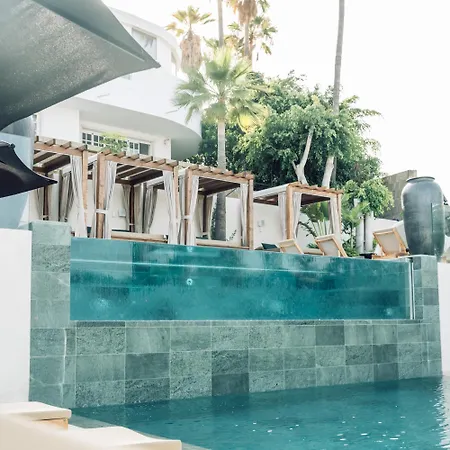 Hotel Estefania Boutique 4*