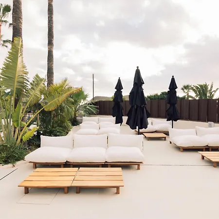 Estefania Boutique Hotel 4*