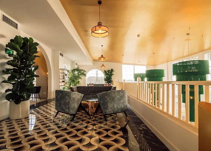 Estefania Boutique Hotel 4*