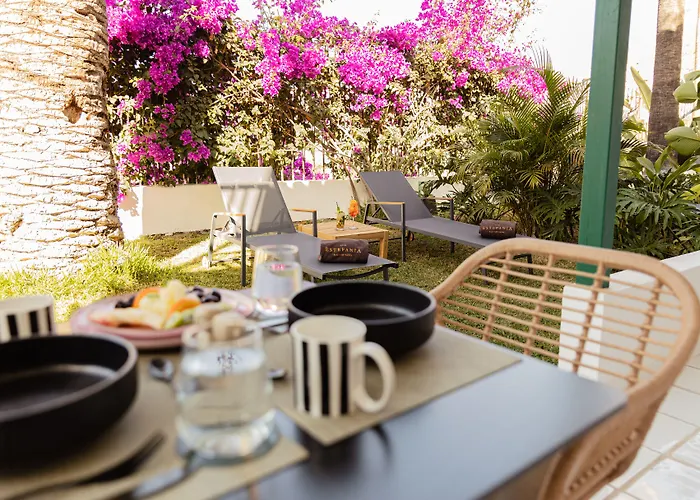 Hotel Estefania Boutique 4*