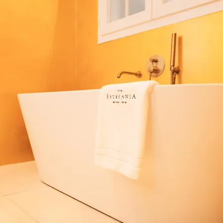 Estefania Boutique Chayofa