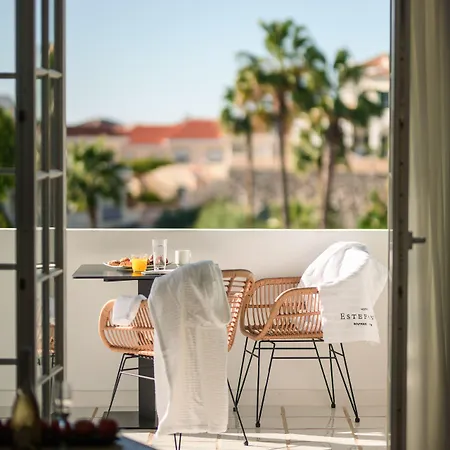 Estefania Boutique Hotel 4*