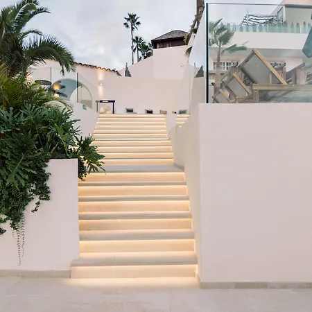 Estefania Boutique Hotel 4*