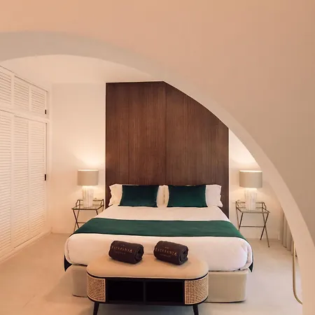 Estefania Boutique מלון 4*